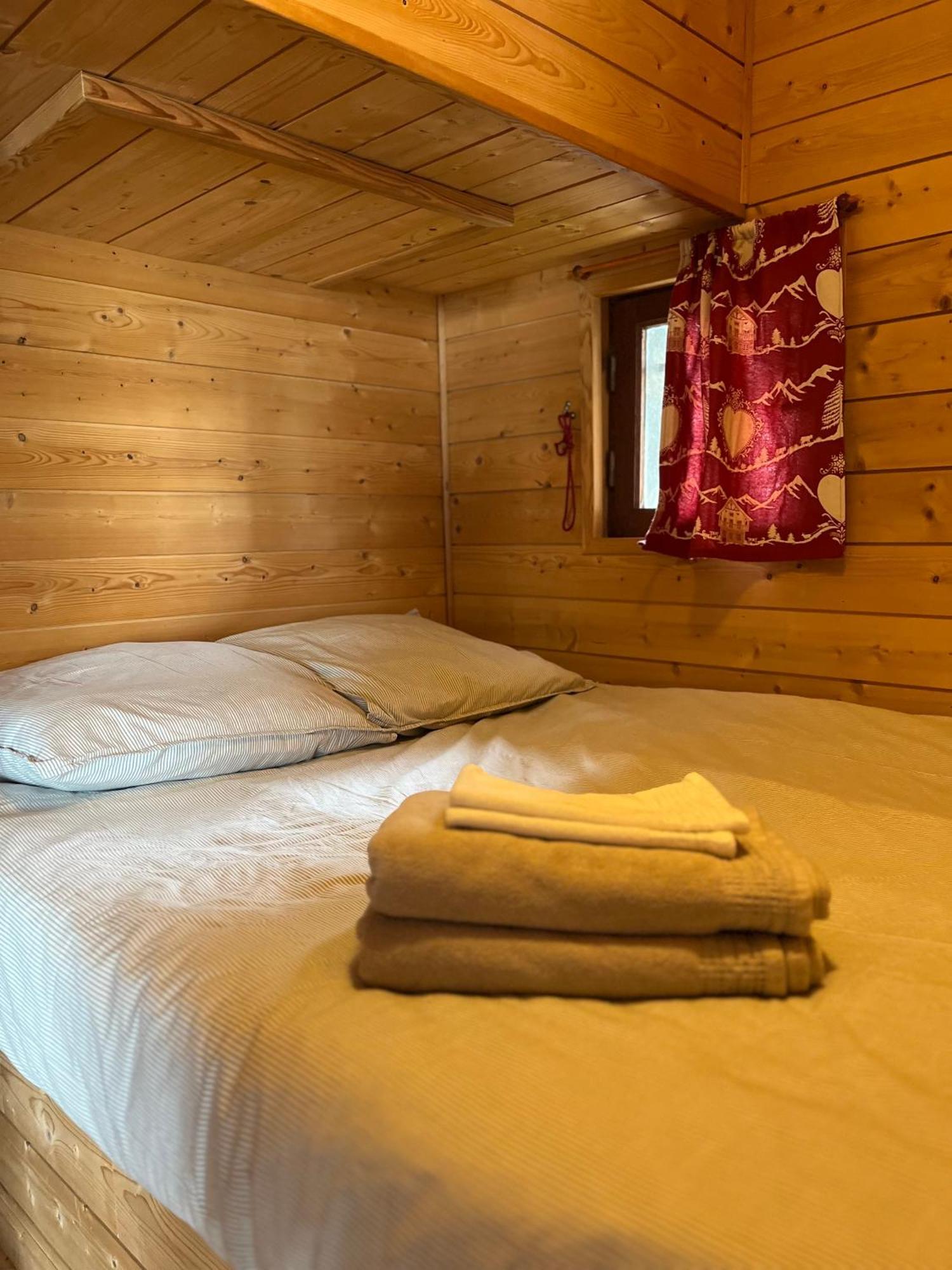 Chalet Des Myrtilles - Chalet Cosy Avec Vue Arette Εξωτερικό φωτογραφία